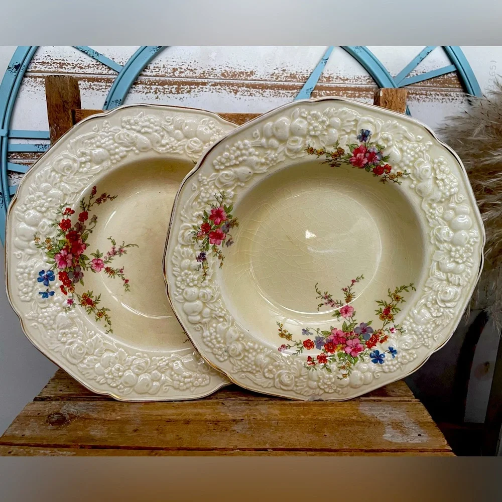 Vintage Crown Ducal Forentine England Rosalie Soup Salad Bowl  2 Floral Pattern